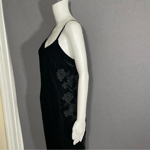 Sandro Black Emilia velvet embroidered Jumpsuit - Picture 10 of 14